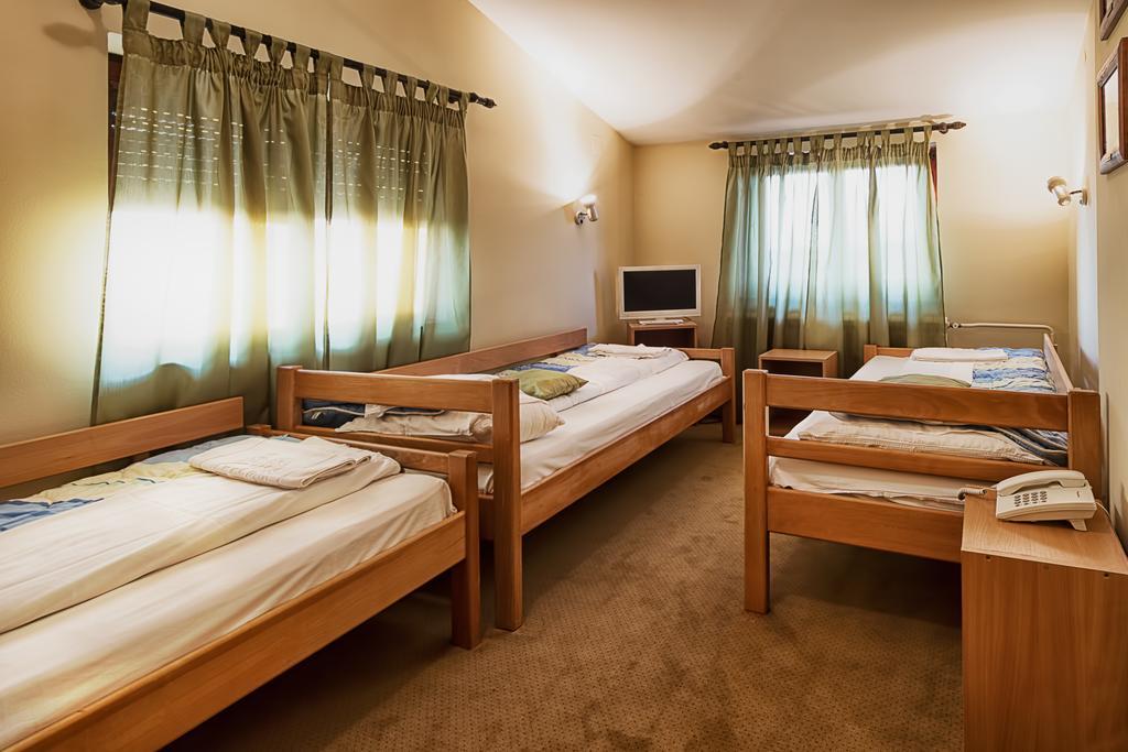 Konak Vukasinovic Hotel Belgrade Room photo